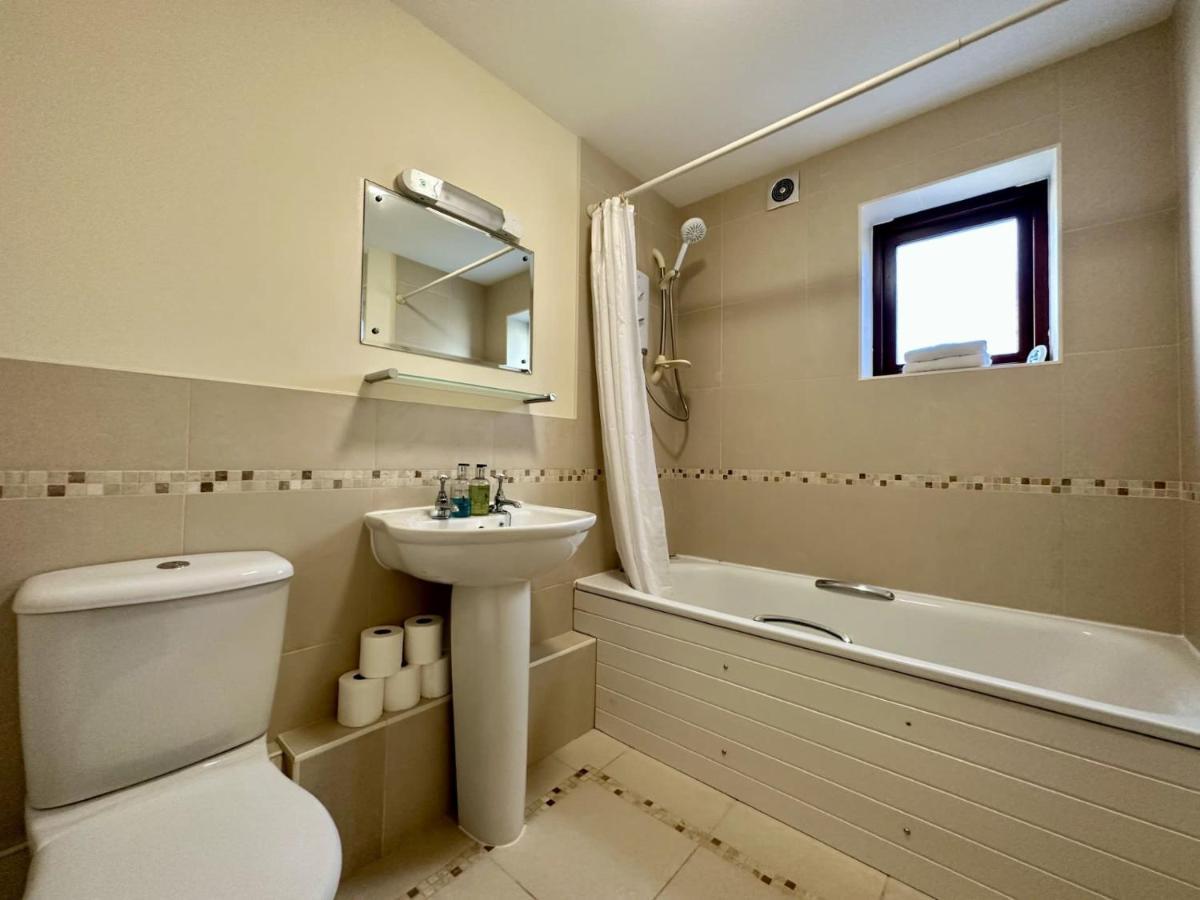 Super Apartment Next To Bicester Village Sleeps 4 Kültér fotó